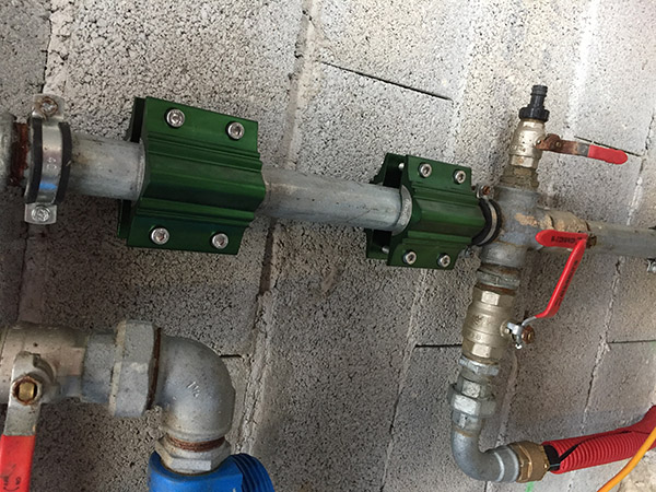 磁場對永磁軟水機(jī)中碳酸鈣結(jié)晶的影響